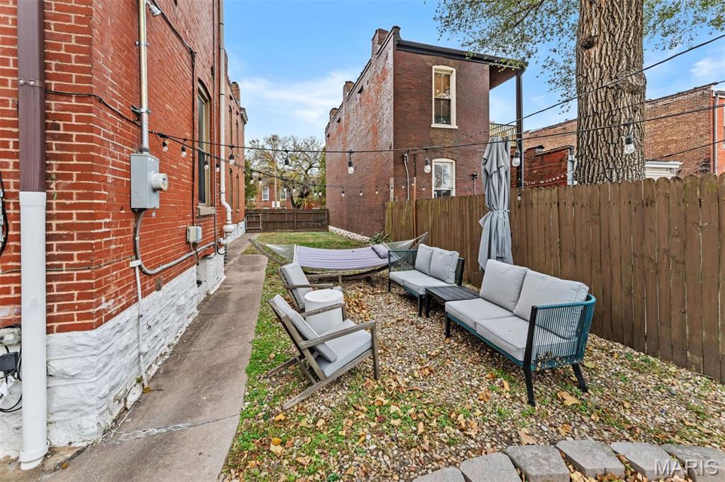 Lynch Add - Residential