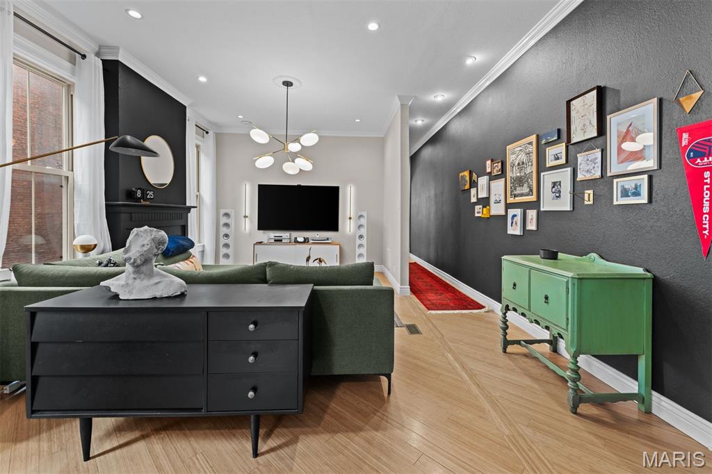 3118 Magnolia Avenue