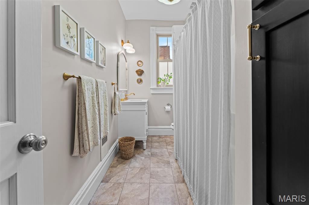 Lynch Add - Residential