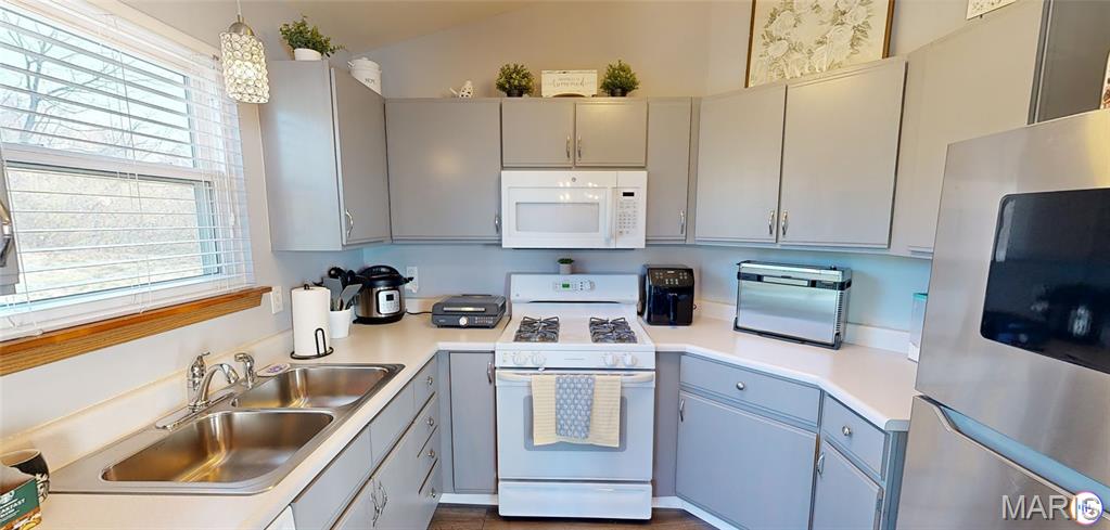 The Villages At Tiffany Square - Residential