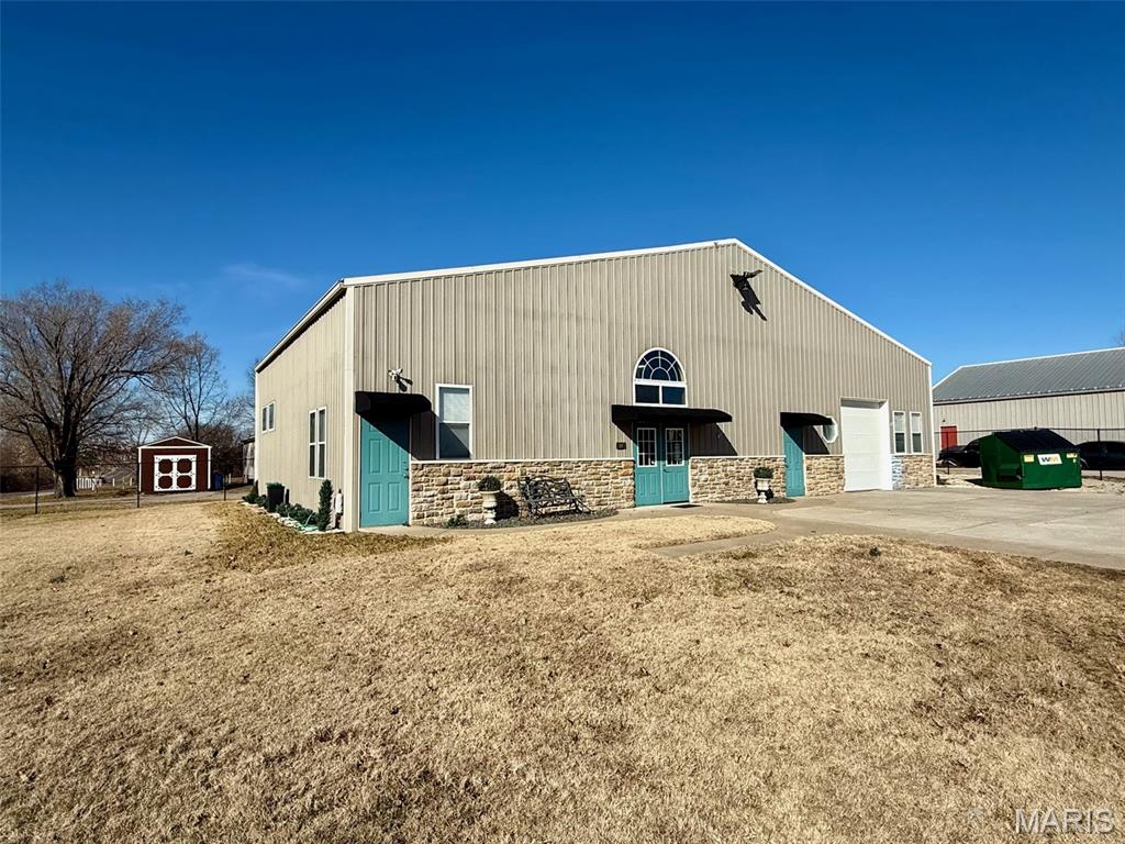 Ayon Farm 2 - Commercial Sale