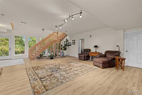 Tiny photo for 915 Timber Glen Lane, Ballwin, MO 63021 (MLS # 25066149)