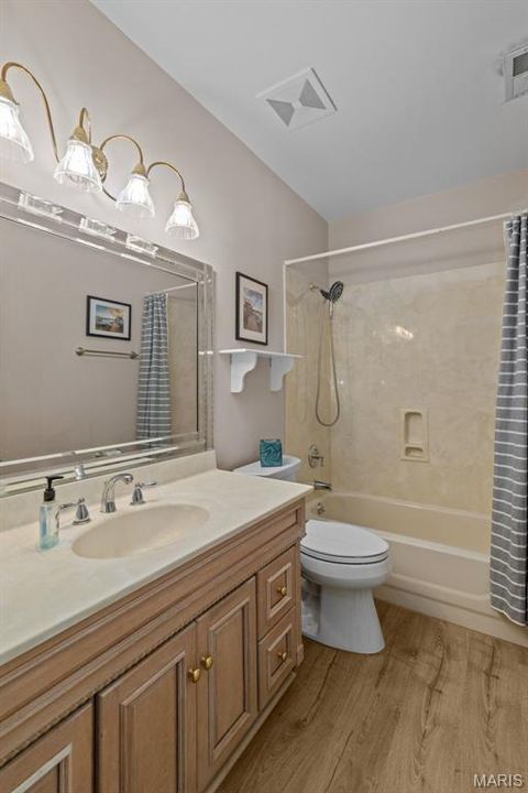 Tiny photo for 915 Timber Glen Lane, Ballwin, MO 63021 (MLS # 25066149)