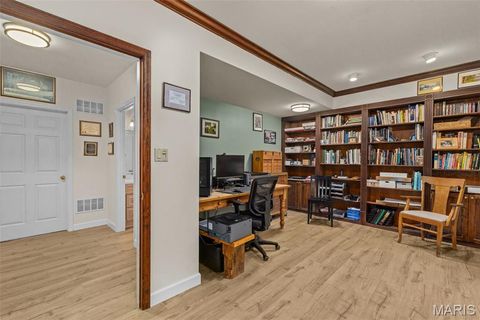 Tiny photo for 915 Timber Glen Lane, Ballwin, MO 63021 (MLS # 25066149)