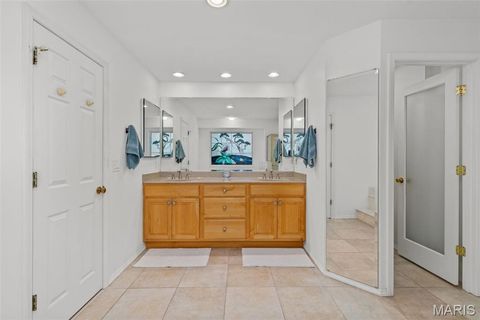 Tiny photo for 915 Timber Glen Lane, Ballwin, MO 63021 (MLS # 25066149)