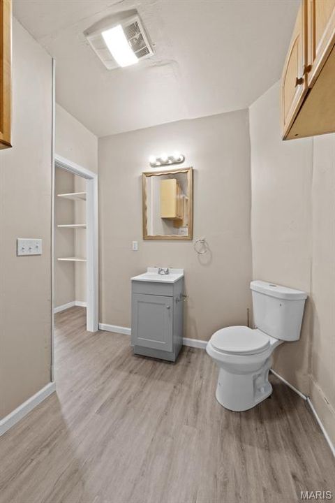 Tiny photo for 318 Broadway Street, Elsberry, MO 63343 (MLS # 25066674)