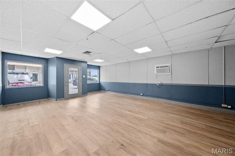Tiny photo for 318 Broadway Street, Elsberry, MO 63343 (MLS # 25066674)
