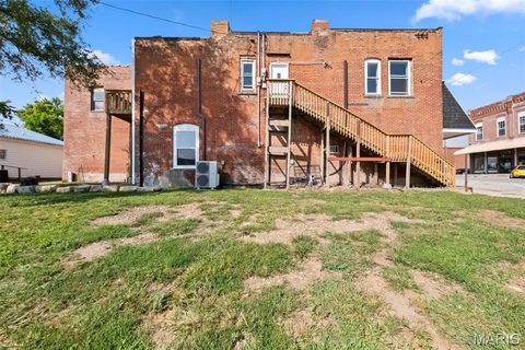 Tiny photo for 318 Broadway Street, Elsberry, MO 63343 (MLS # 25066674)