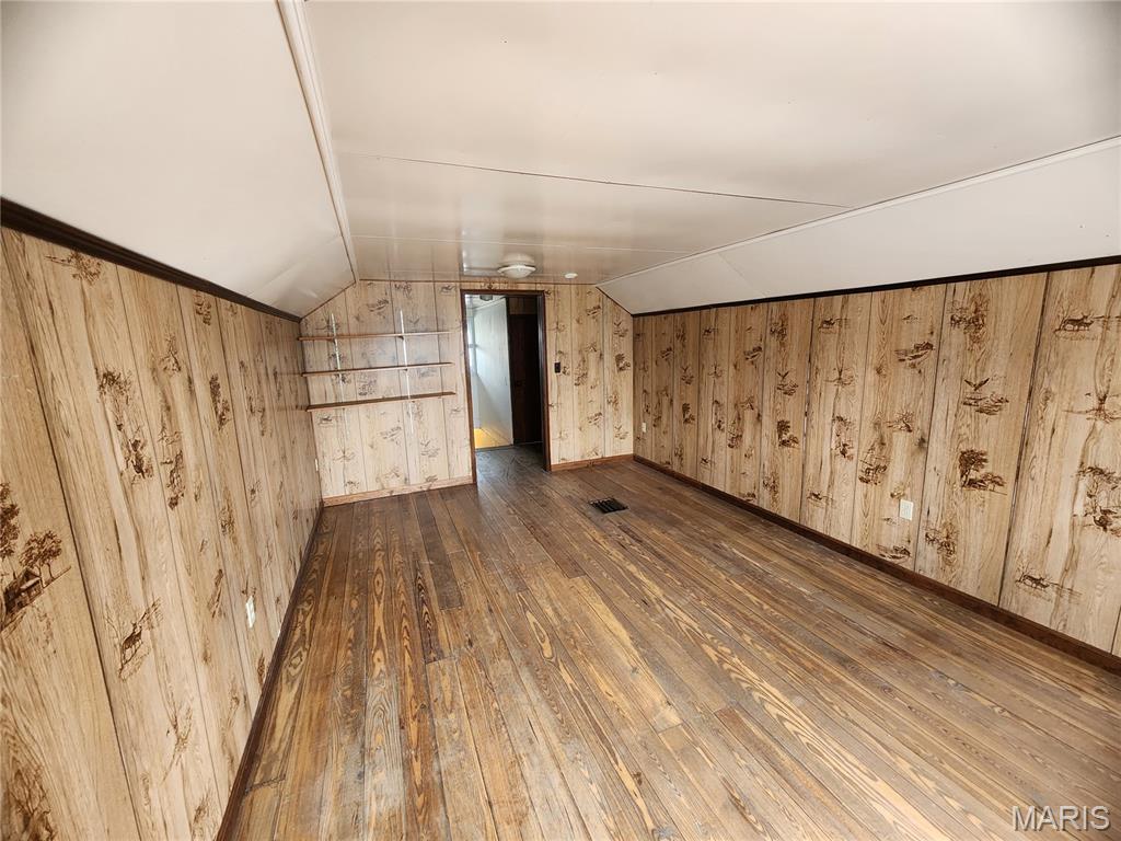 n/a - Commercial Lease