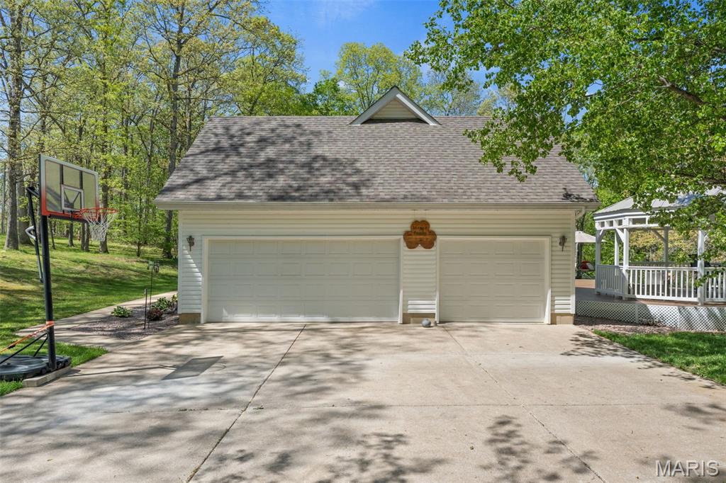 Golden Oaks Estates - Residential