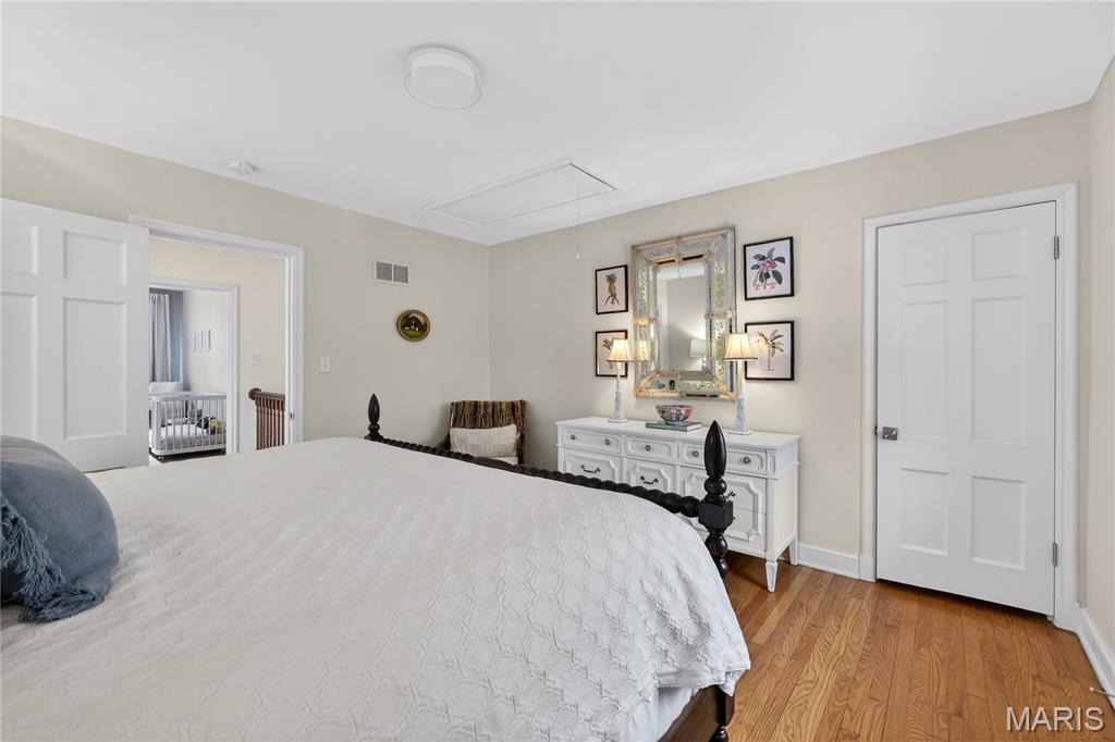 Davis Place - Residential