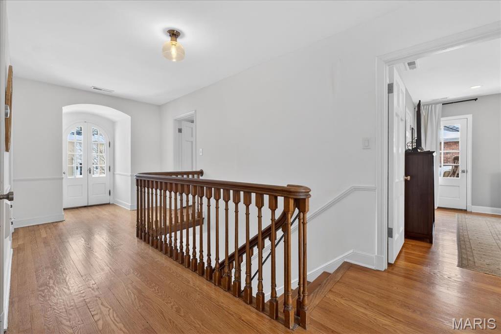 Davis Place - Residential