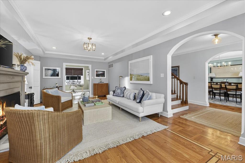 Davis Place - Residential