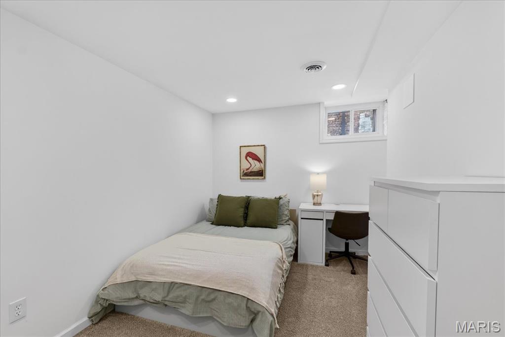 Davis Place - Residential