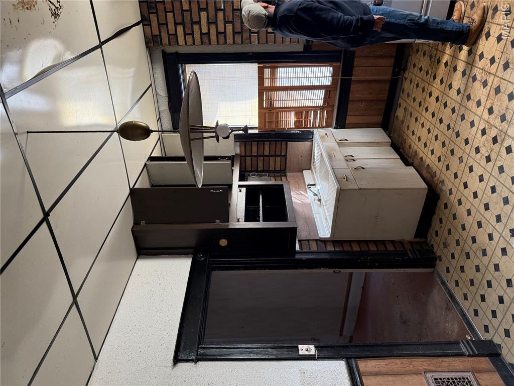 Chouteau Place Add - Residential Income