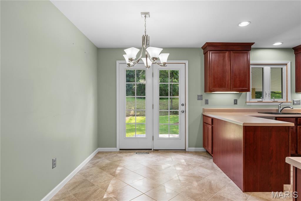 3752 Sunrise Drive