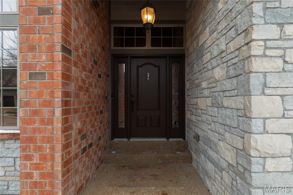 Photo of 14422 Rue De Gascony Court, Chesterfield, MO 63017 (MLS # 25065486)