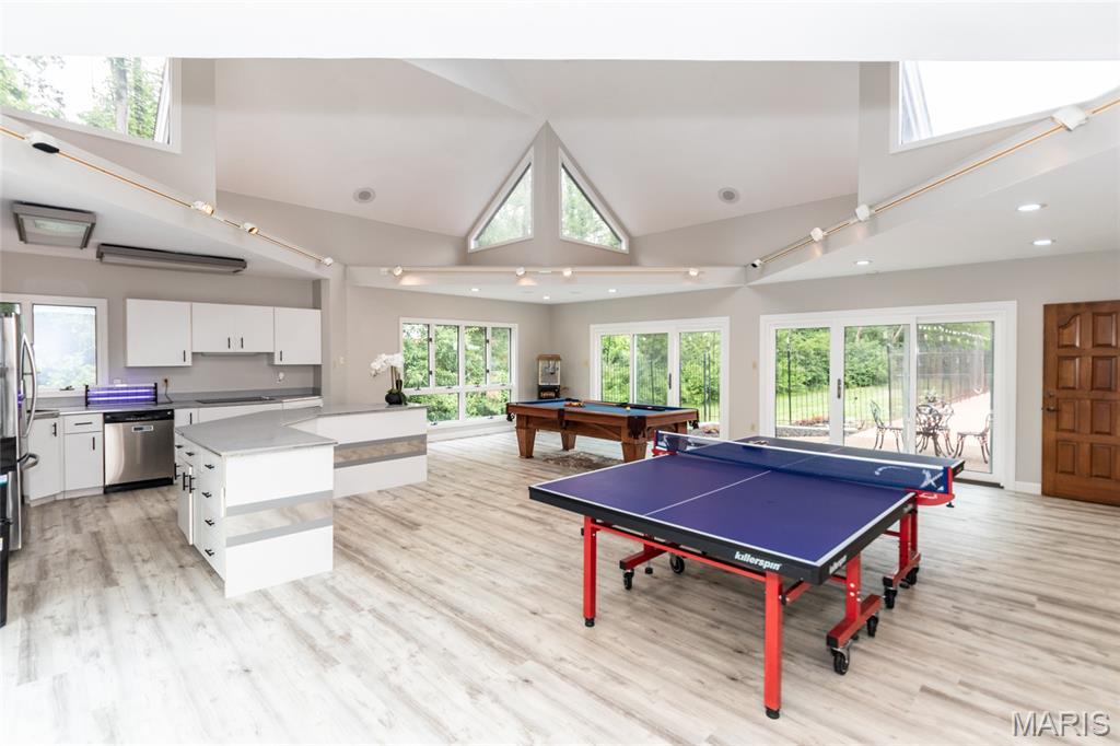 West Hampton 2 - Residential