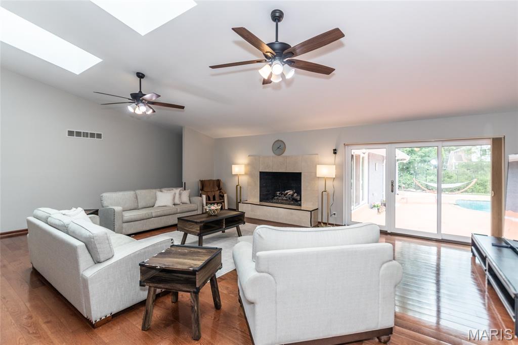 West Hampton 2 - Residential