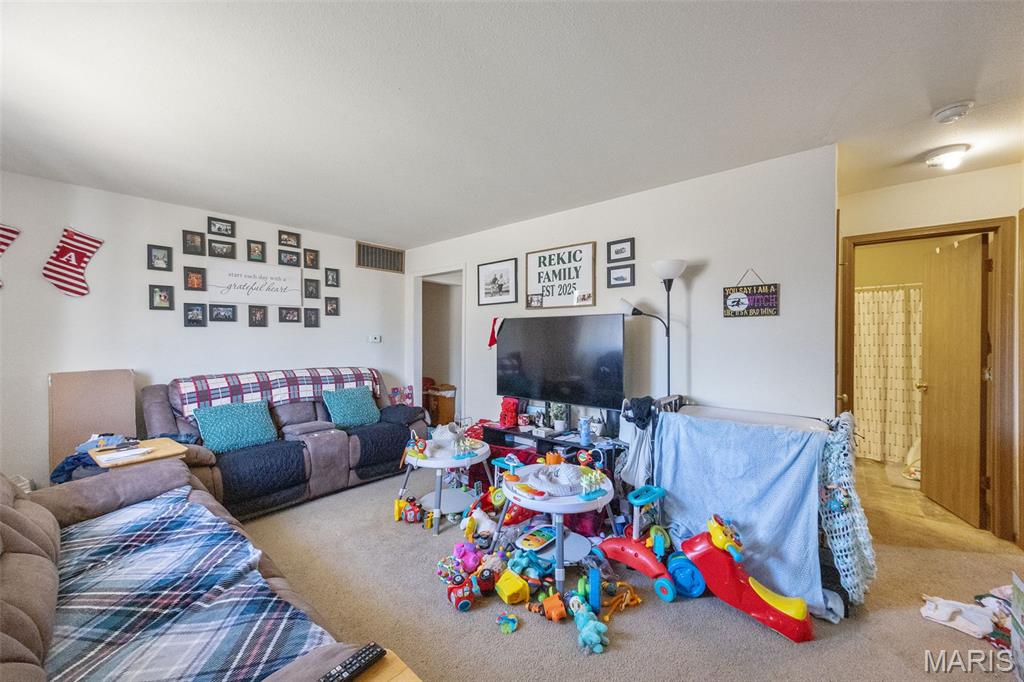 Anna T Harris Estate 04 - Residential Income