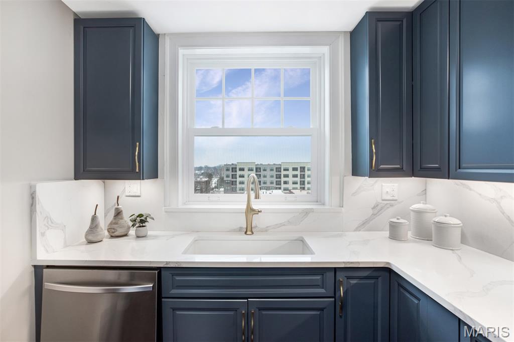 Randolph Condos - Residential