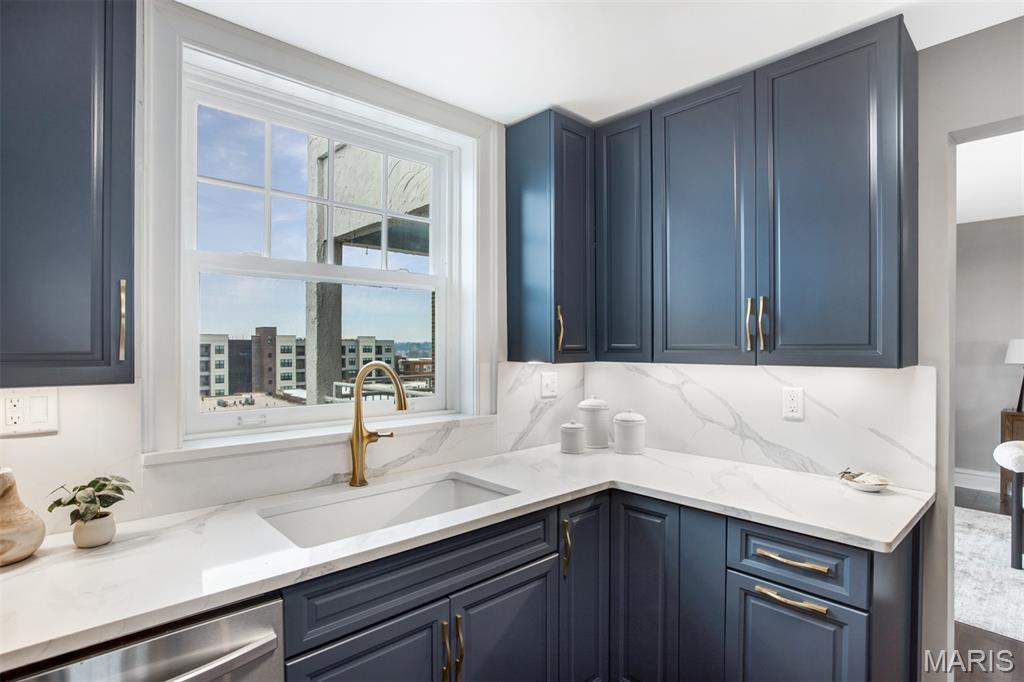 Randolph Condos - Residential