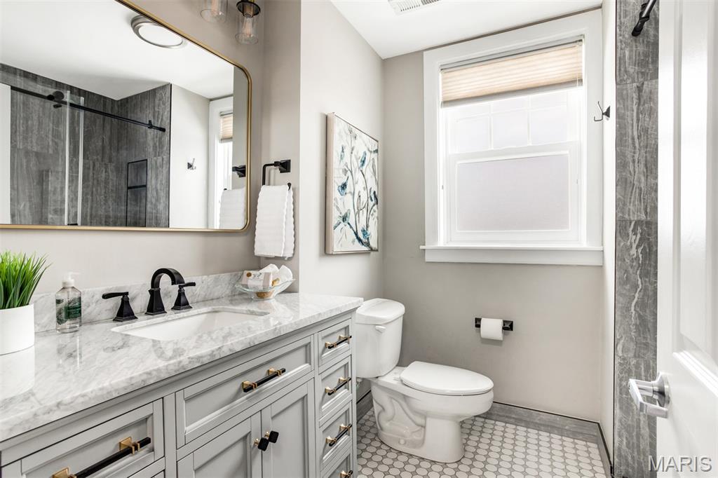 Randolph Condos - Residential