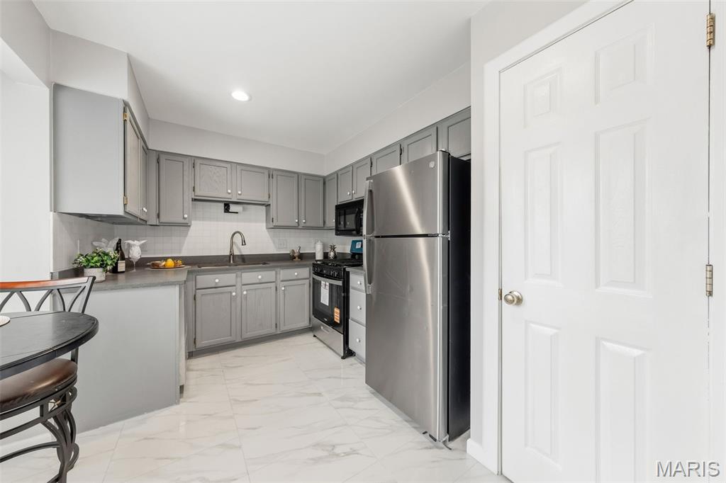 Village At Paddock Lake Condo - Residential