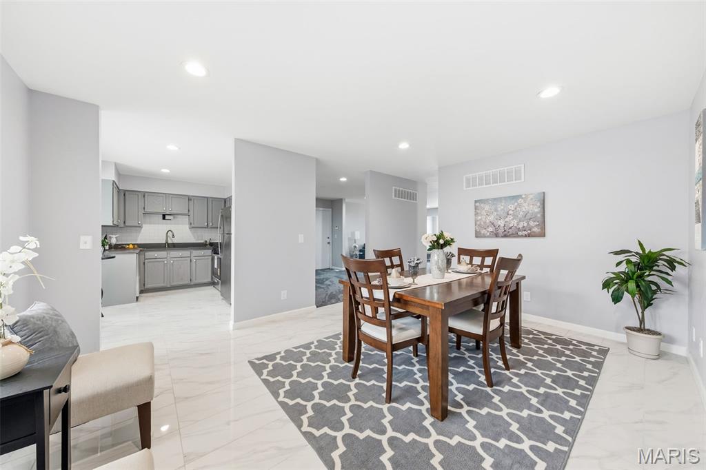 Village At Paddock Lake Condo - Residential