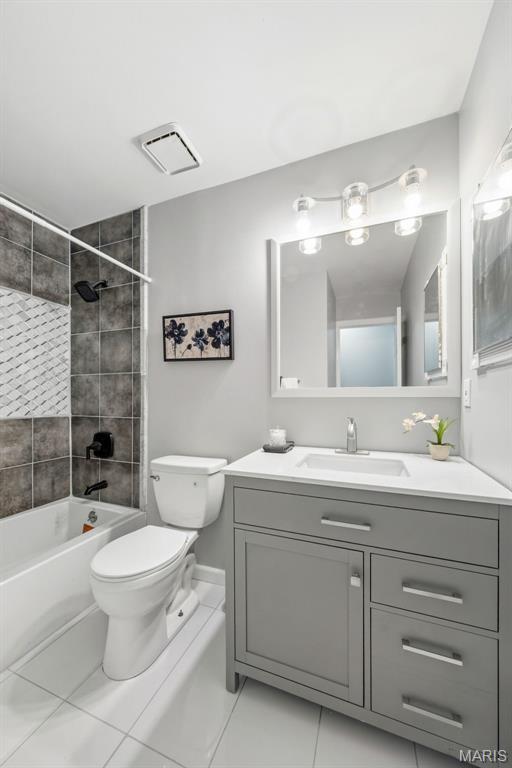 Village At Paddock Lake Condo - Residential