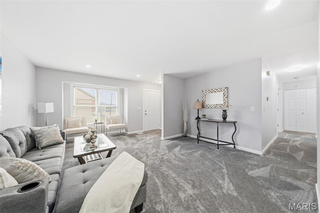 Village At Paddock Lake Condo - Residential