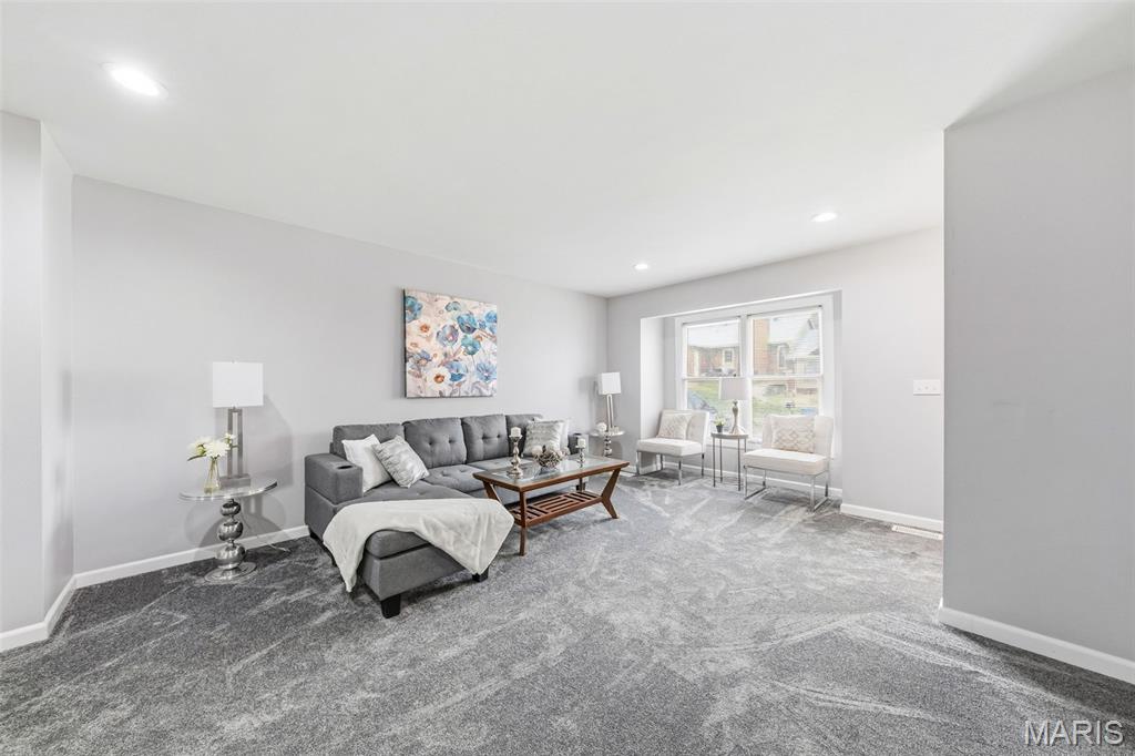 Village At Paddock Lake Condo - Residential