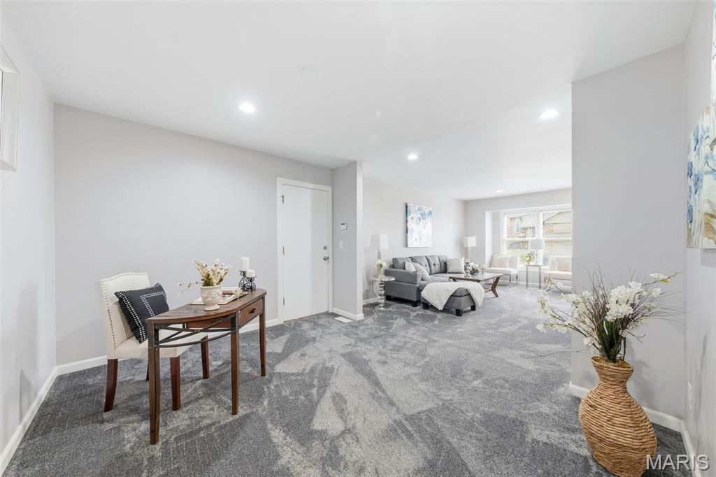 Village At Paddock Lake Condo - Residential