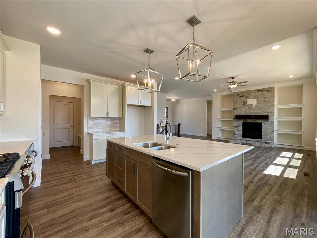 Stone Canyon - Residential