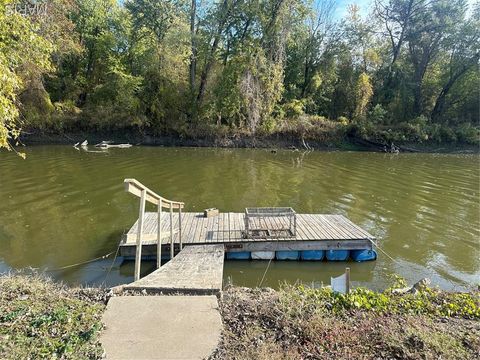 Tiny photo for 72 S River Road, Elsberry, MO 63343 (MLS # 25075229)