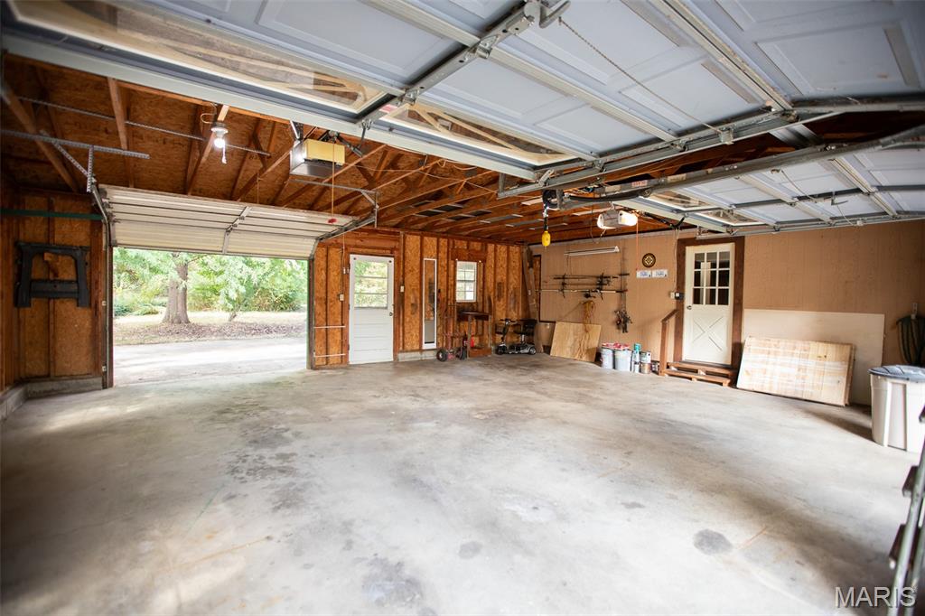 Cuba, Missouri 65453, United States, 3 Bedrooms Bedrooms, ,2 BathroomsBathrooms,Residential,Active,207338