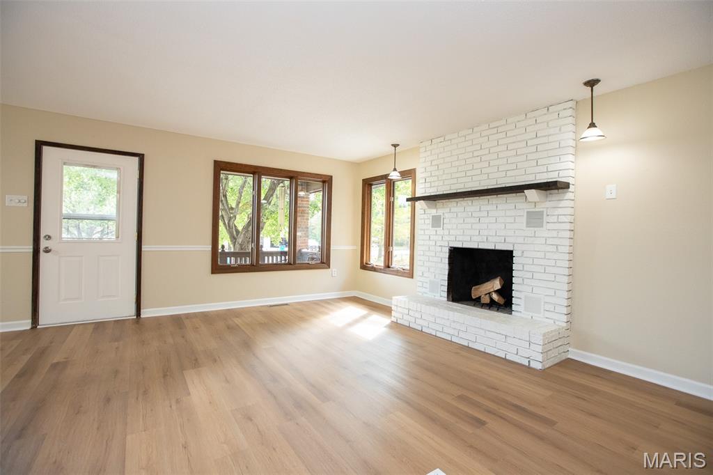 Cuba, Missouri 65453, United States, 3 Bedrooms Bedrooms, ,2 BathroomsBathrooms,Residential,Active,207338