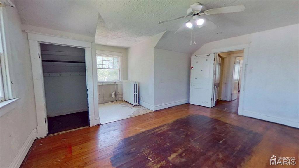 E Overland Park - Residential