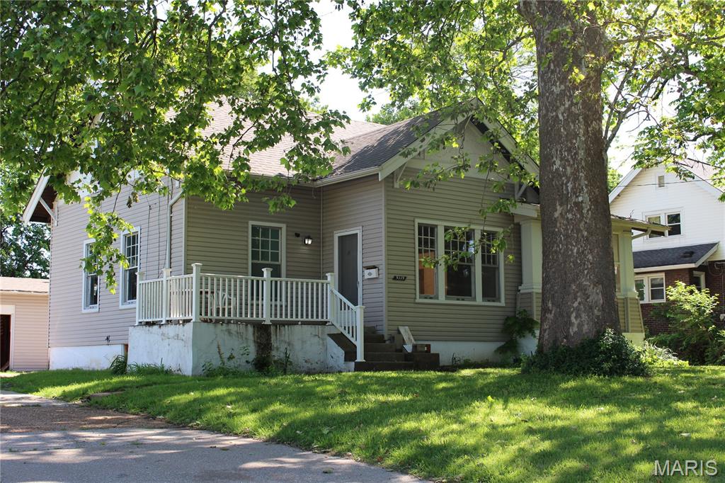 E Overland Park - Residential