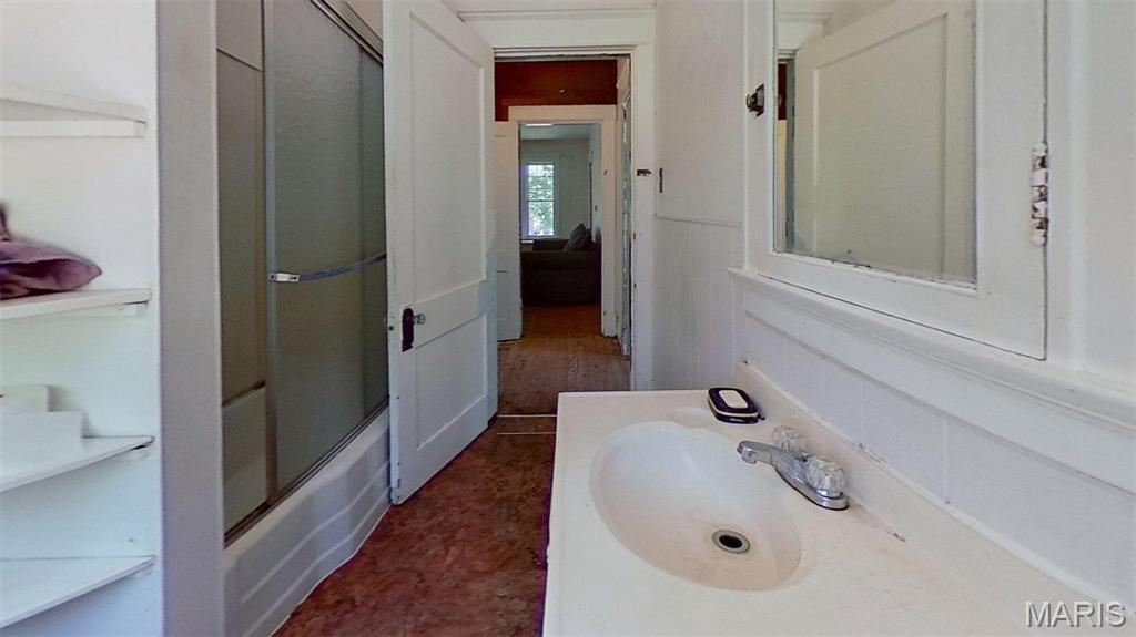 E Overland Park - Residential