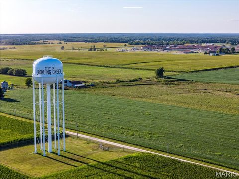 Tiny photo for 00 Business US 61, Bowling Green, MO 63334 (MLS # 25059688)