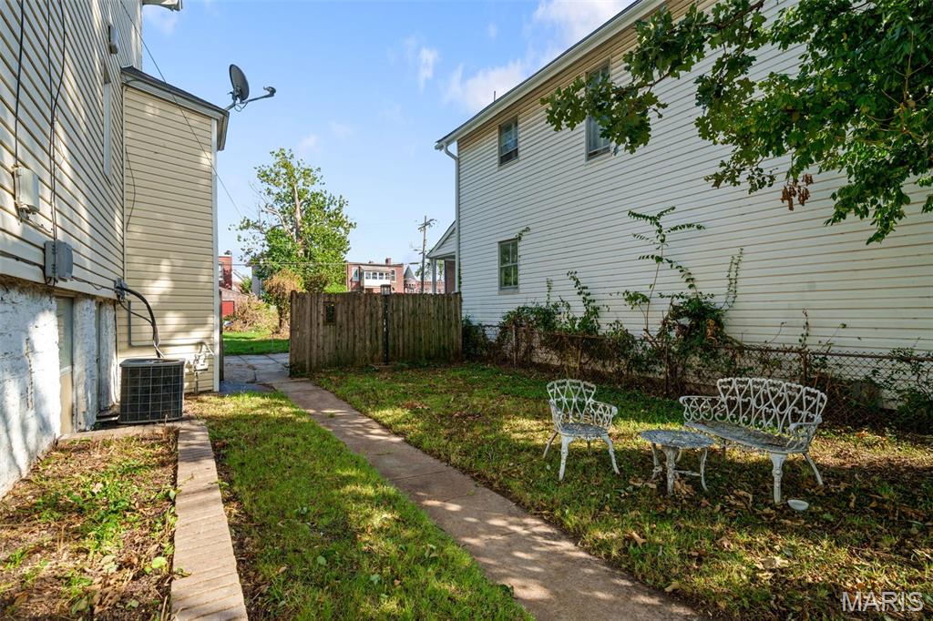 Carondelet - Residential