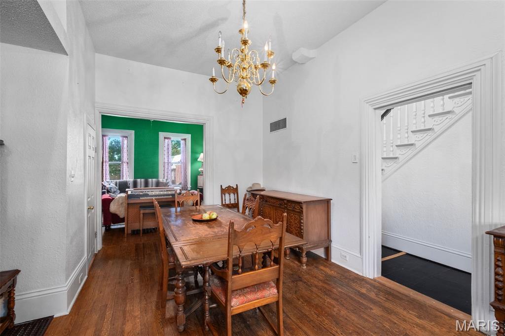 Carondelet - Residential