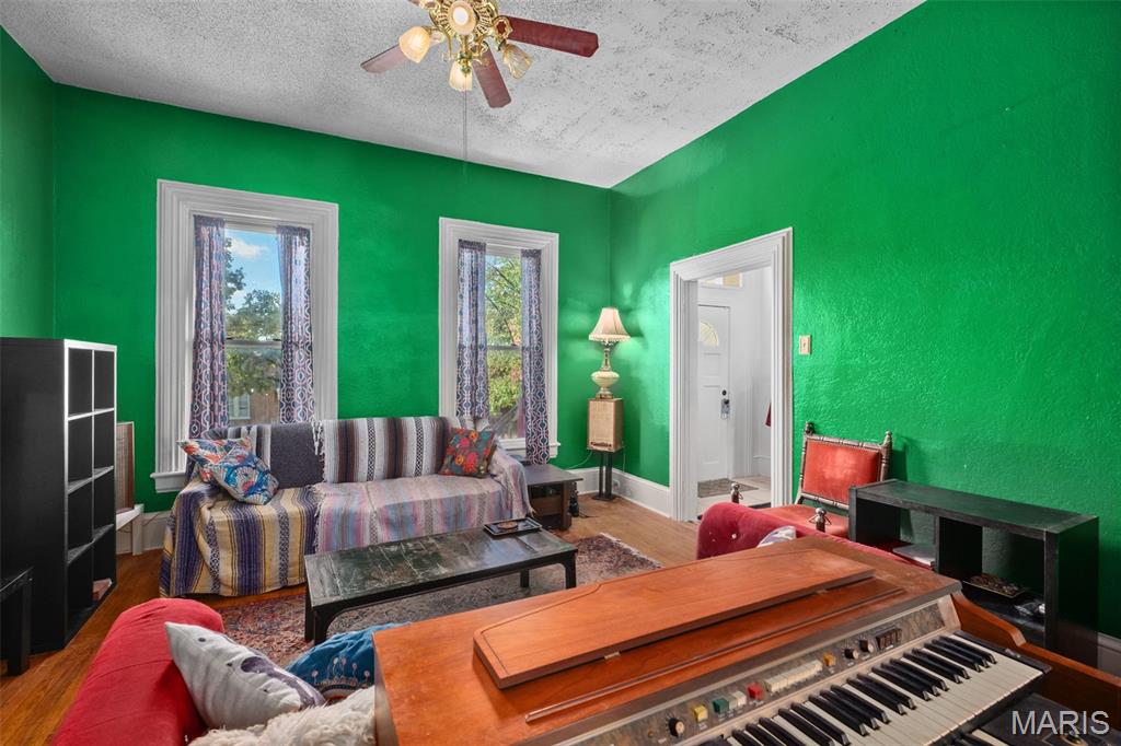 Carondelet - Residential