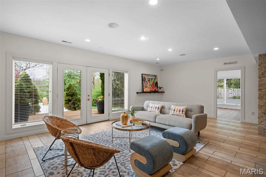 Dogwood Lane - Residential