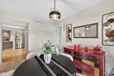 Tiny photo for 1033 Wilton Royal Drive #204, Creve Coeur, MO 63146 (MLS # 25058082)