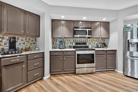Tiny photo for 1033 Wilton Royal Drive #204, Creve Coeur, MO 63146 (MLS # 25058082)