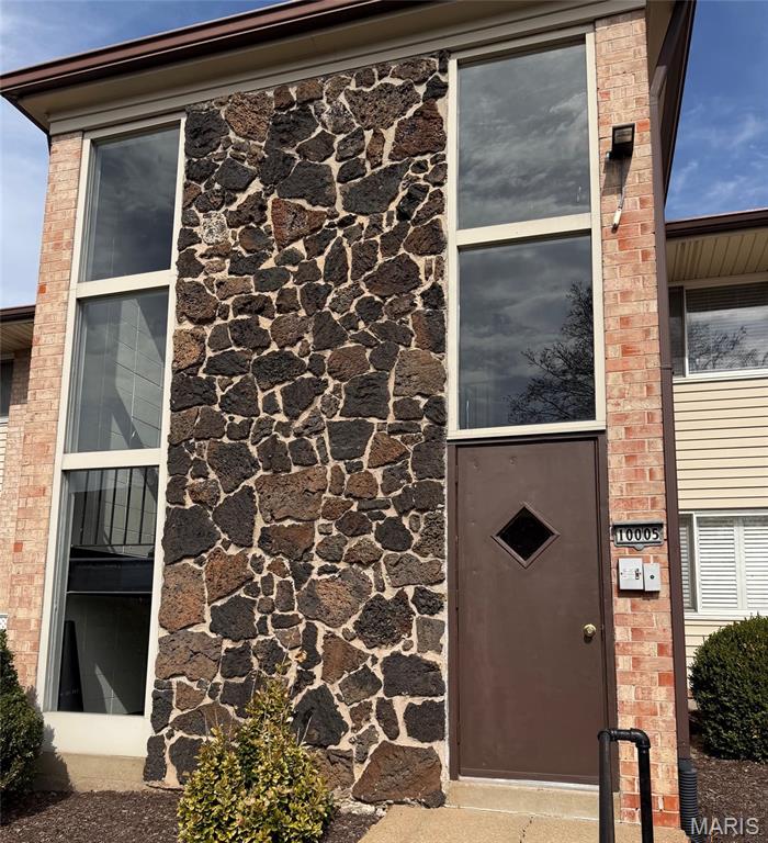 Sakura Gardens Condo - Residential