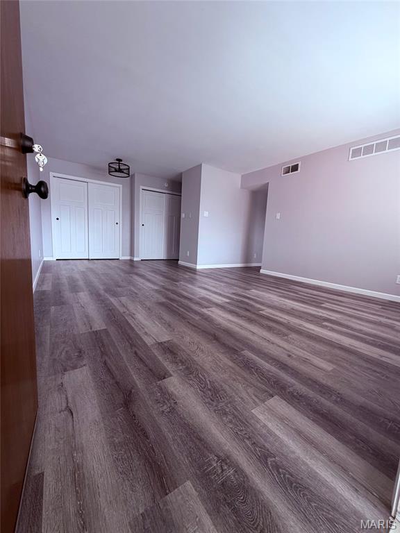 Sakura Gardens Condo - Residential