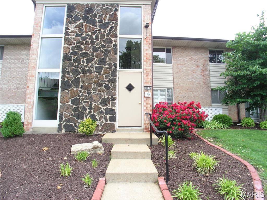 Sakura Gardens Condo - Residential